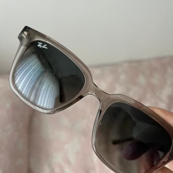 Rayban Gözlüğümün Camı Çizildi, Garanti Kapsamı Dışında Kaldı