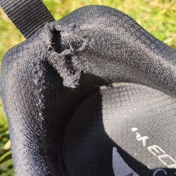 SuperStep Kısa Sürede Yırtılan Ayakkabıya Yetersiz İnceleme ve Kötü Hizmet