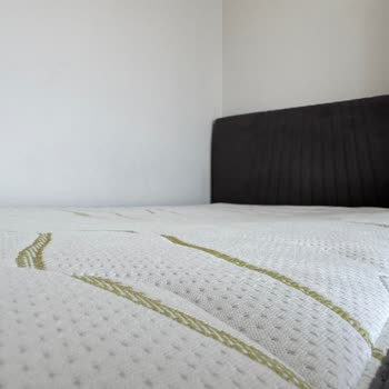 İstikbal Yeni Aldığım Yatak Sırt Ağrısı Yaptı, Servis Yardımcı Olmadı!