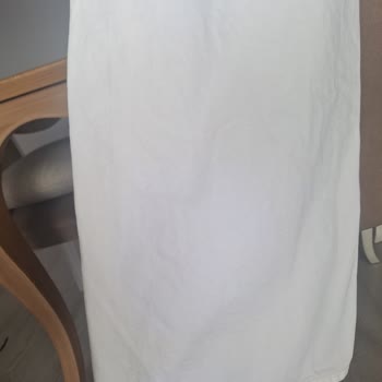 Leke Çıkartıcı Pantolonumu Mahvetti, Mağduriyetimin Giderilmesini İstiyorum