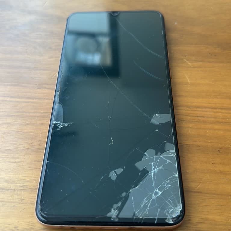 Sigorta Sürecinde İletişim Ve Destek Eksikliği: Kırık Ekran İçin Çözüm Bulamıyorum