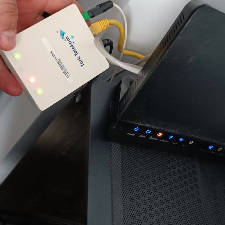 TurkNet'te Süregelen Bağlantı Sorunu Ve Çözüm Eksikliği