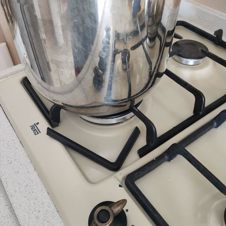 Satın Aldığım Ankastre Ocakta Sürekli Arıza Ve Destek Sorunu