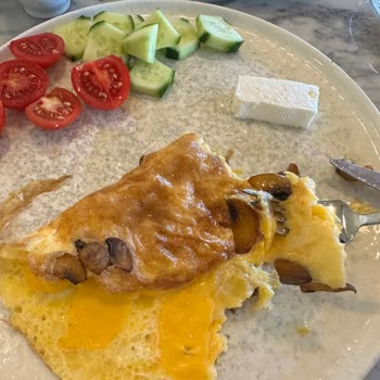 Özsüt'te Kötü Servis Ve Düşen Kalite Hayal Kırıklığı Yarattı