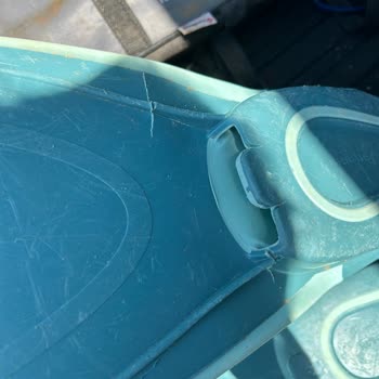 Decathlon'un Yeni Paletleri Hayal Kırıklığı Yarattı: Kısa Sürede Deforme Oldu