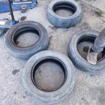 Sıfır Araçta Eski Ve Güvensiz Lastik Şoku!