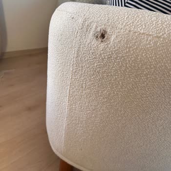 Hasarlı Koltuklar Ve İlgisiz Müşteri Hizmetleriyle Mağduriyet