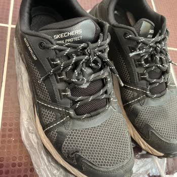 I Found Tearing on Skechers Max Protect After 6 Months and Got No Support