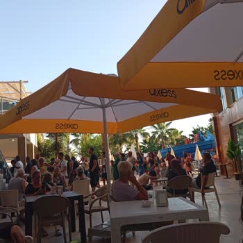 Yemek Kuyruğu Ve Hizmet Eksikliği Tatilimizi Mahvetti