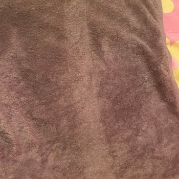 Çeyiz İçin Alınan Bornoz Takımında Renk Ve Doku Farklılığı