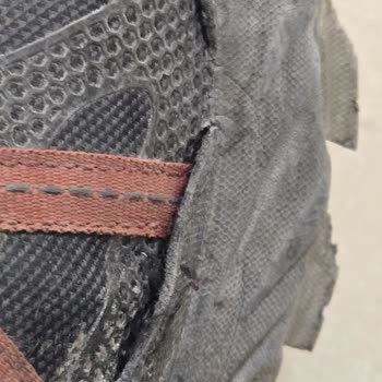 Skechers Ayakkabıda Dikiş Sorunu Ve Yetersiz Müşteri Hizmeti