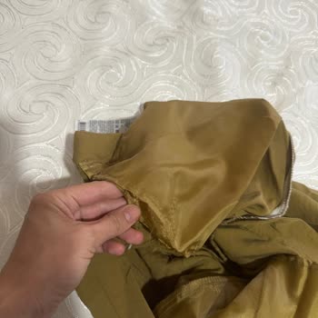 Defolu Ve Yırtık Pantolonlar Üst Üste Gönderildi