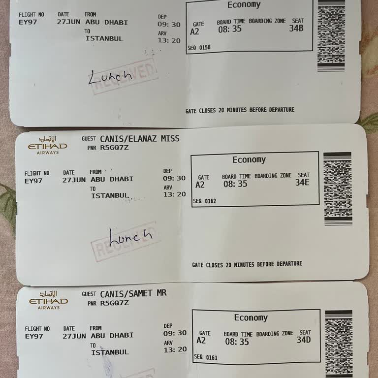 Abu Dhabi-Umstieg bei Etihad verspätet, Kind leiden, Essen verweigert, Unhöflich!