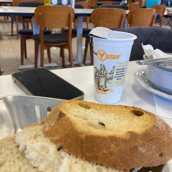 Bucak'taki Opet Yanındaki İşletmede Temizlik Ve Hizmet Sorunu