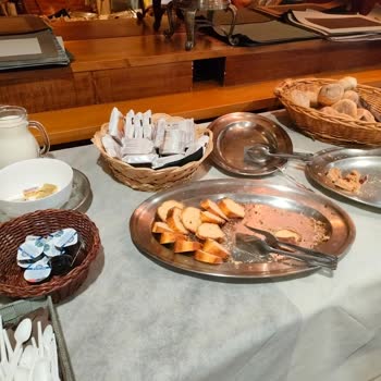 Yetersiz Rehberlik Ve Organizasyon Sorunlarıyla Hayal Kırıklığına Uğratan Otobüs Turu