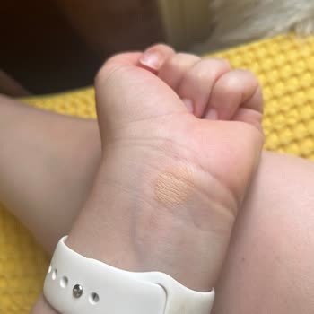 Satış Temsilcisinin Yanlış Renk Önerisi Mağaza Deneyimimi Olumsuz Etkiledi