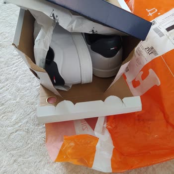 Eksik Gönderilen Ürün Ve Çözümsüz Müşteri Hizmetleri Mağduriyeti