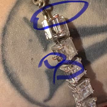 Hediye Gelen Bileklik Sürekli Sorun Çıkarıyor, Firma İlgilenmiyor