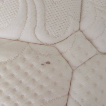 İdaş Mağazasından İki Kez Kullanılmış Yatak Teslim Edilmesiyle Yaşanan Mağduriyet