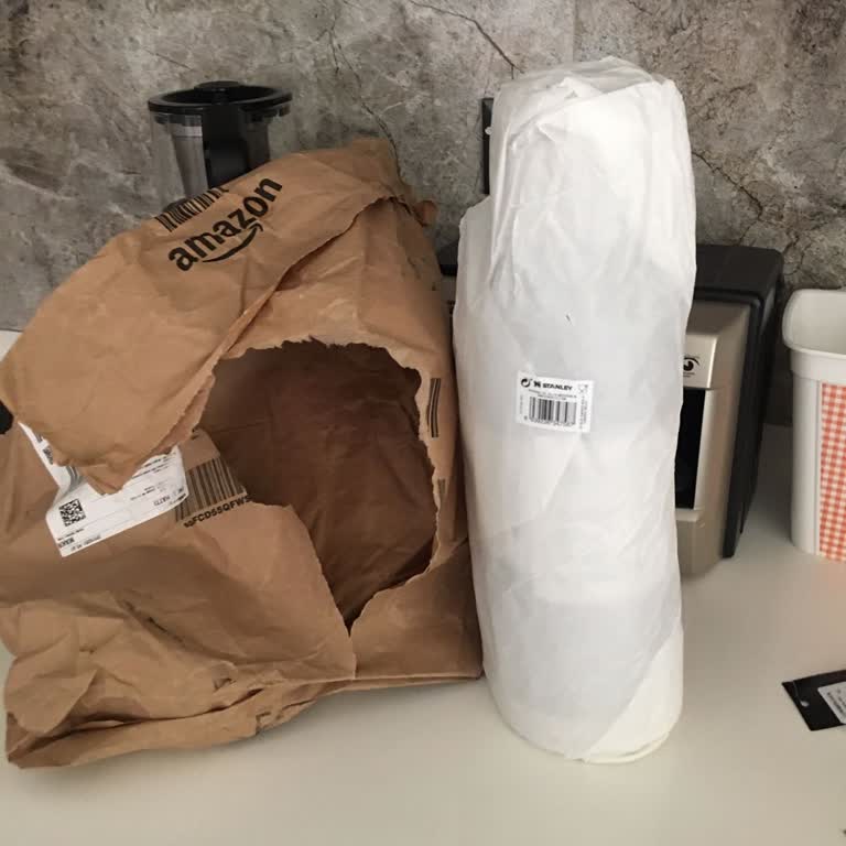 Stanley Termosum Yetersiz Ambalaj Nedeniyle Hasarlı Geldi