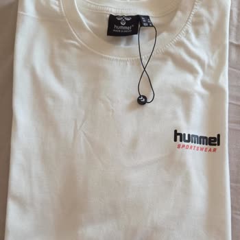 Mağaza Çalışanının Saygısız İthamları Ve Küçük Düşürücü Tavrı Mağaza Deneyimimi Gölgeledi