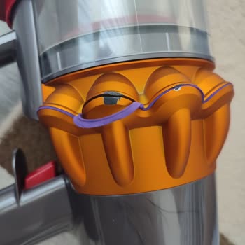 Dyson V15 Süpürgede Hızlı Deformasyon Ve Servis İlgisizliği