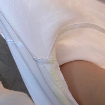 Yves Rocher Güneş Koruyucu Kıyafetlerimde Kalıcı Sarı Ve Yeşil Lekeler Oluşturdu