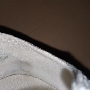 5 Ayda Deforme Olan Ayakkabıya Değişim Reddi Ve İlgisiz Mağaza Çalışanı