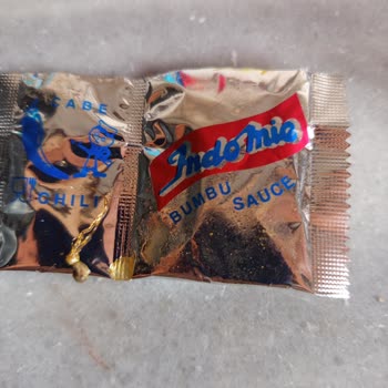 Noodle İçerisinde Böcek Benzeri Maddeyle Karşılaştım