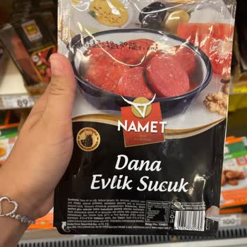 Son Kullanma Tarihi Geçmemiş Sucuk Küflü Çıktı!