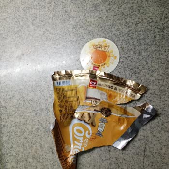 Algida Cornetto Disk Mango Ürününde Hijyen Sorunu: Üründen Yabancı Cisim Çıkması