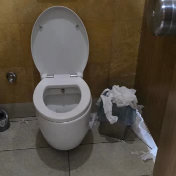 Hijyen Ve Güvenlik Sorunlarıyla Karşılaştığım AVM Deneyimi