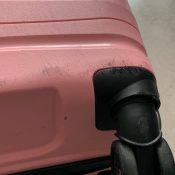 Ajet Uçuşunda Bagajım Hasar Gördü Ve Geç Teslim Edildi