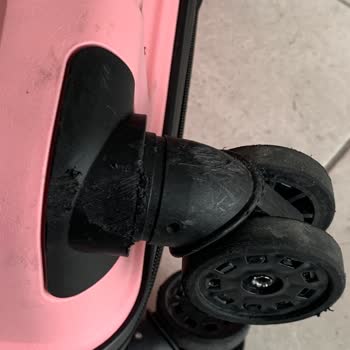 Ajet Uçuşunda Bagajım Hasar Gördü Ve Geç Teslim Edildi