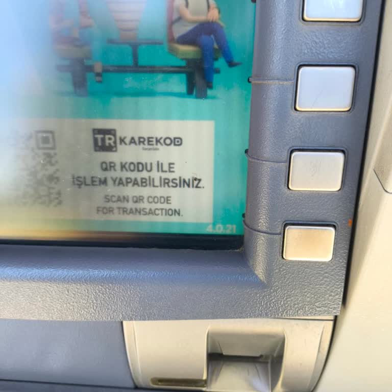 Halkbank ATM'de Parama El Konuldu, Mağdur Edildim!