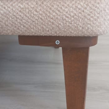 Evkurdan Alınan Koltuk Takımında Kırık Ve Hatalı Montaj Sorunu