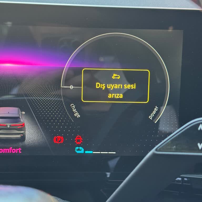 Renault Austral'da Aniden Ortaya Çıkan 'Dış Uyarı Sesi Arızası' Hatası
