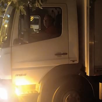 Gece Saatlerinde Gürültü Ve Güvenlik Sorunu: BİM Mağazasında Dikkatsizlik