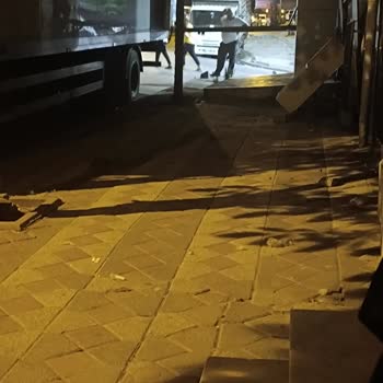 Gece Saatlerinde Gürültü Ve Güvenlik Sorunu: BİM Mağazasında Dikkatsizlik