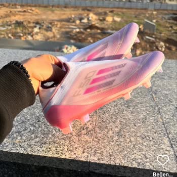 Sipariş Verdiğim Ürün Yerine Farklı Ayakkabı Gönderildi, İletişim Kurulamıyor