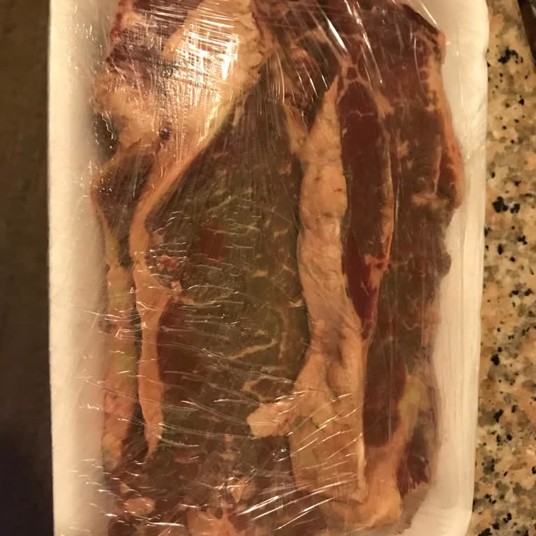 Bozuk Ve Kötü Kokulu Et Gönderildi, İade Süreci Tamamlanmadı