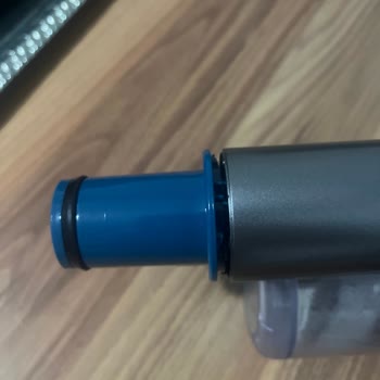 Yeni Alınan Süpürgenin Aparatı İlk Kullanımda Kırıldı