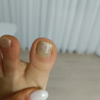 Kraft Nails & Lashes Hiç Memnun Kalmadım