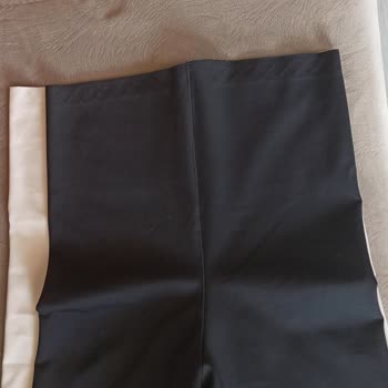 Aynı Model Korse Farklı Beden Satıcıdan İletişim Yok