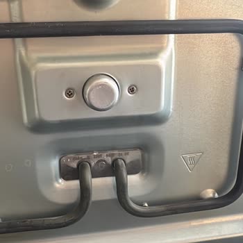 Tost Makinesi İkinci Kullanımda Bozuldu Servis Ürünü Daha Da Kötüleştirdi