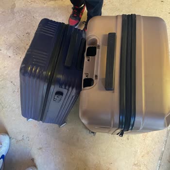 Aldığım Valizlerin Kısa Sürede Bozulması Ve İlgisiz Müşteri Hizmetleri