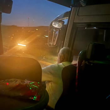 Otobüs Yolculuğunda Kötü Koku, Eski Araç Ve Kurallara Uymayan Davranışlar