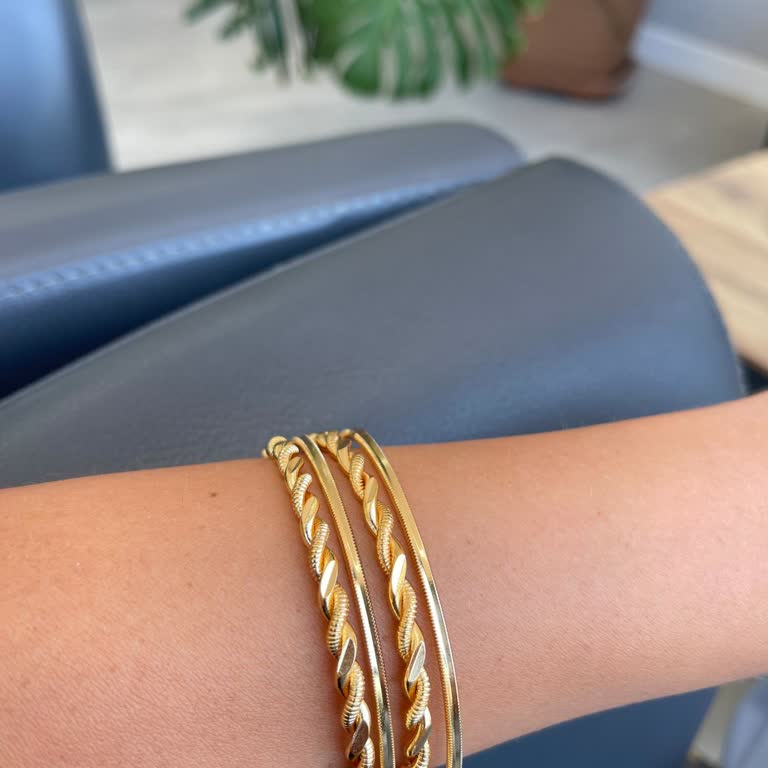 Aldığım Bilezik Yanlış Ölçüde, Müşteri Hizmetleri İletişime Geçmiyor