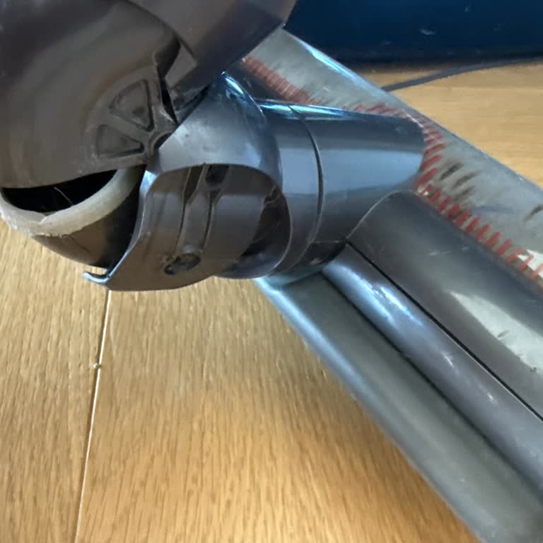 Dyson Süpürge Başlığı Stok Sorunu Nedeniyle Cihazı Kullanamıyorum