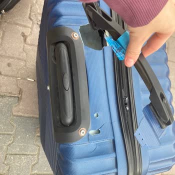 Otobüs Yolculuğunda Bagajımın Tutma Yeri Kırıldı